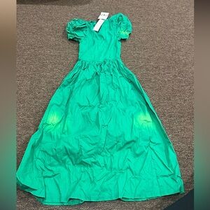 NWT Junior Ladies L Zara Vibrant Green Tye Dye Dress
Costume SS
